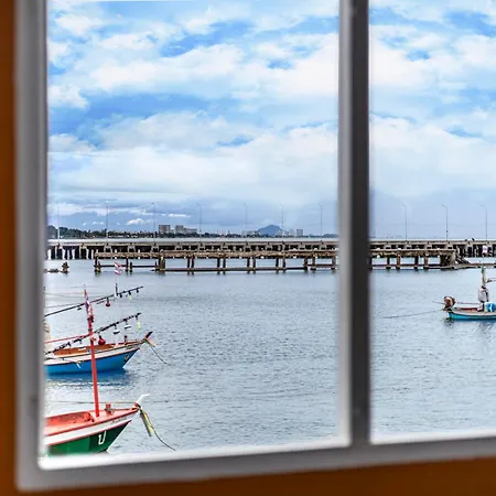 Karoon Sea View Lodge-3